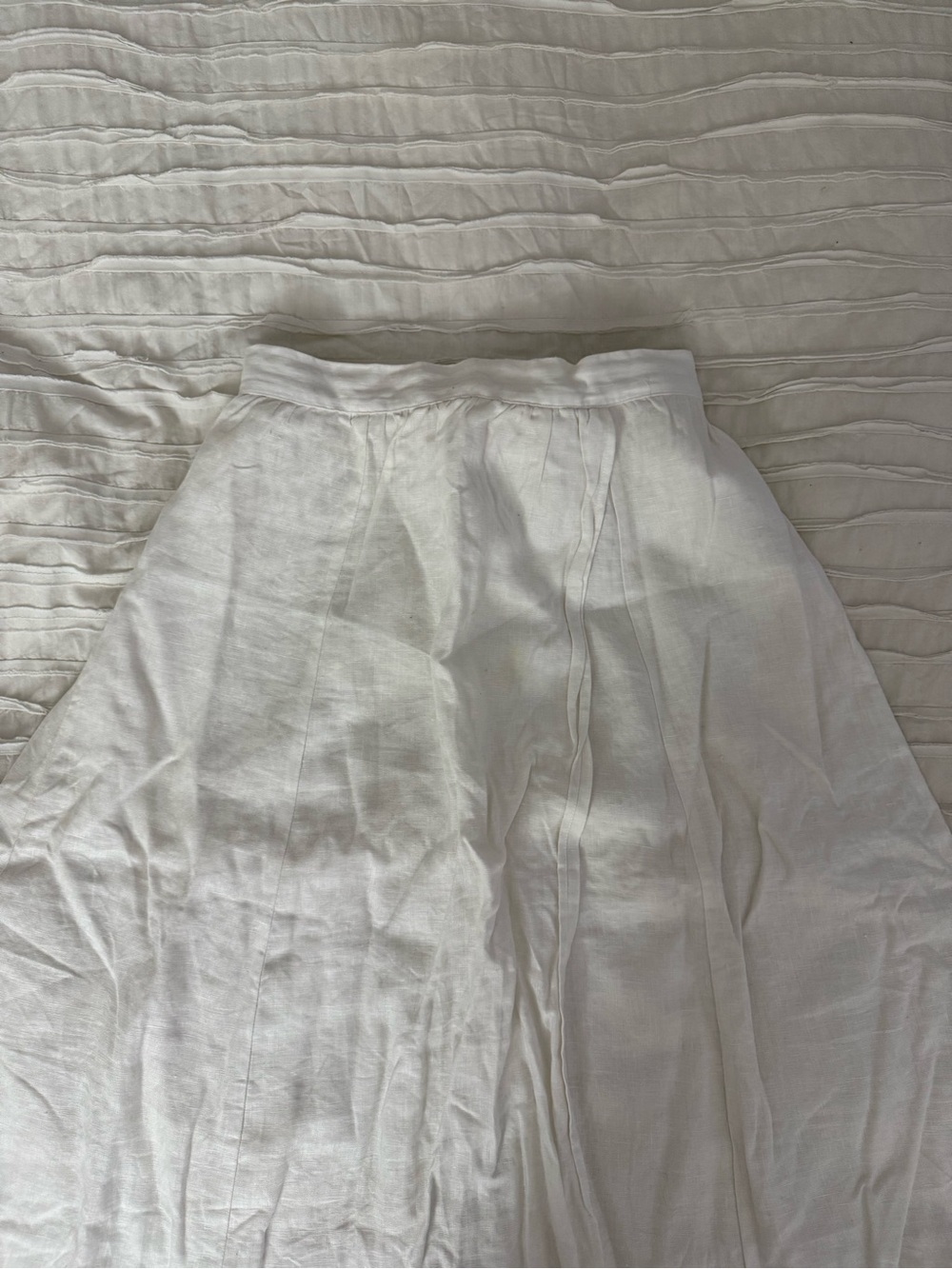 Reformation Pam Linen Two Piece Set in White - Picture 8 of 9